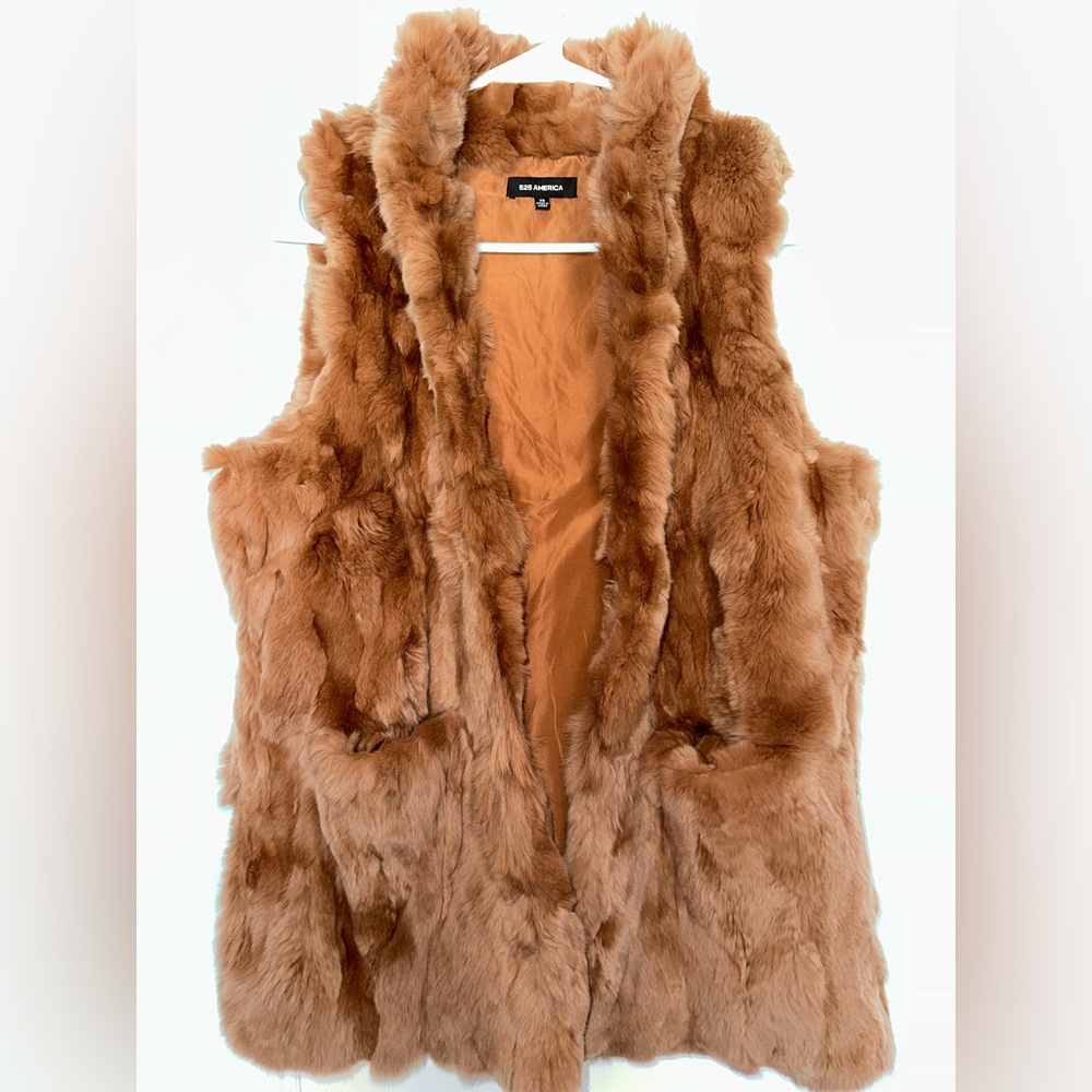 525 America Rabbit Fur Vest in Warm Tan Women’s XS